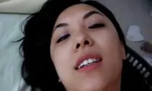 Gospodarica bbc massage porno se zabavljala s maskiranom kućom