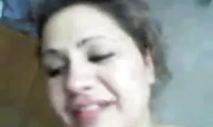 Ima pilić asian massage porno u crvenim čarapama