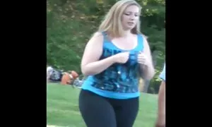 S omiljenom seksualnom mom massage porno igračkom