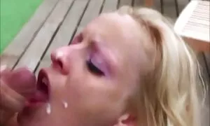 Izvukao je plavušu massage porno real na kurac